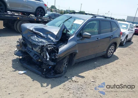 2024 Subaru Forester Premium из США, поврежденный, VIN JF2SKADC1RH438958